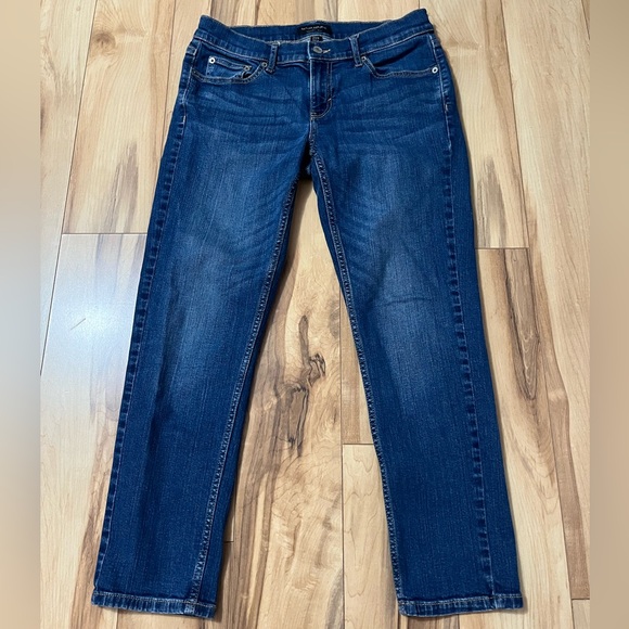 Banana Republic Medium Wash Girlfriend Jeans Petite 4P/27P Denim 26” Inseam - Picture 1 of 11